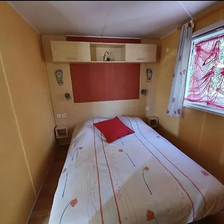 Mobilhome Proche Mer, Spacieux Campsite