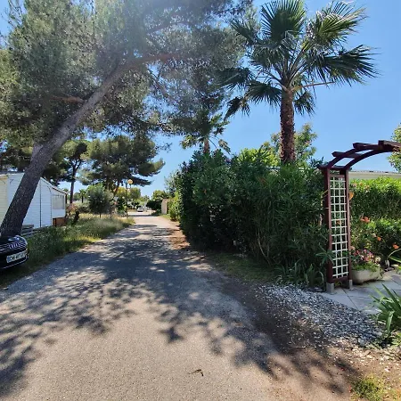 Mobilhome Proche Mer, Spacieux